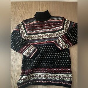 Nwt 100% wool warm Icelandic sweater